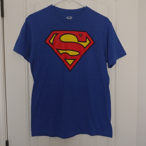 DC Comics Tops - Superman graphic t-shirt